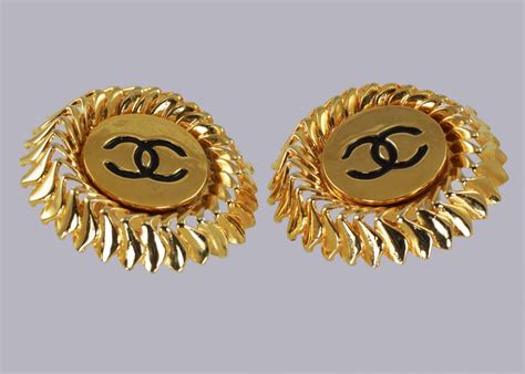 vintage ohrringe chanel|Chanel earrings second hand.